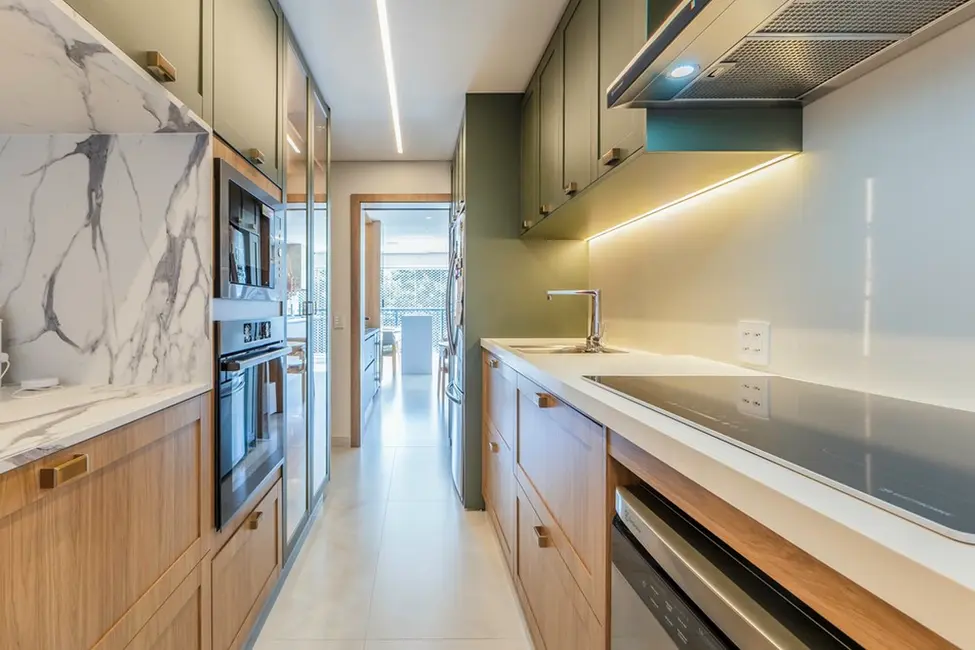 Apartamento com 3 quartos à venda, 170m2 em Moema, São Paulo - SP - imagem 4 Foto 4 de Apartamento com 3 quartos à venda, 170m2 em Moema, São Paulo - SP