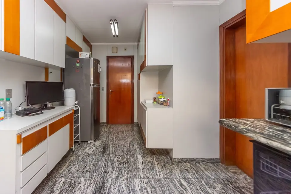 Apartamento com 4 quartos à venda, 186m2 em Vila Mariana, São Paulo - SP - imagem 8 Foto 8 de Apartamento com 4 quartos à venda, 186m2 em Vila Mariana, São Paulo - SP