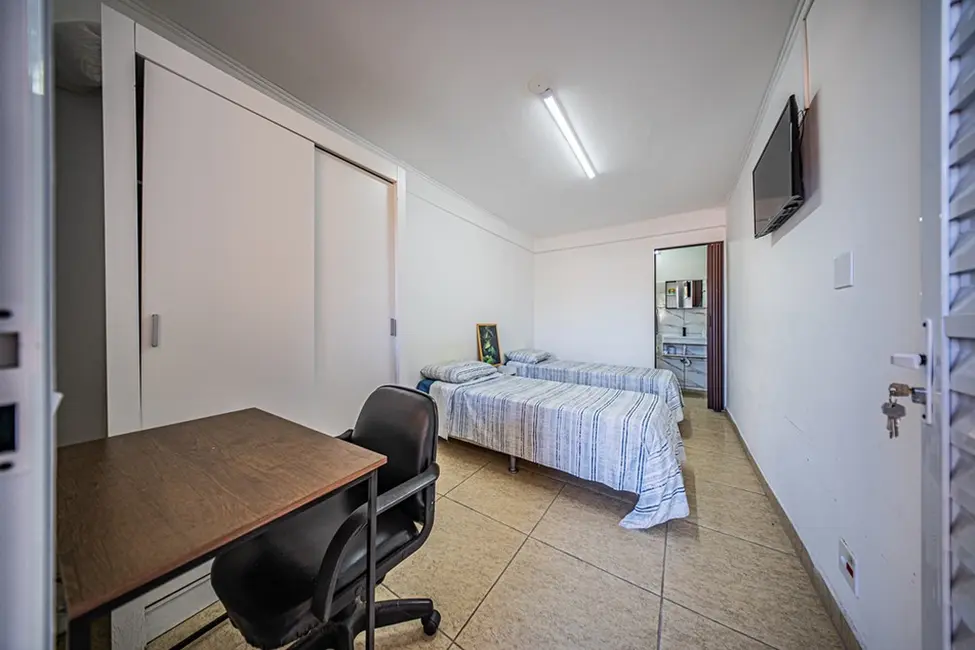 Foto 6 de Casa com 6 quartos à venda, 256m2 em Vila Mariana, São Paulo - SP