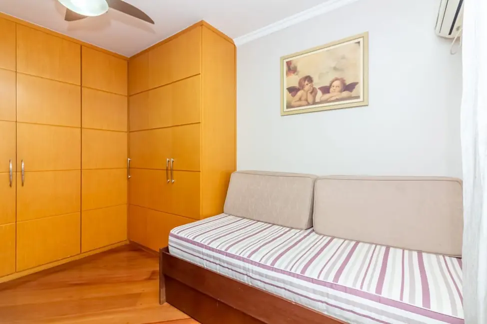 Apartamento com 4 quartos à venda, 198m2 em Aclimação, São Paulo - SP - imagem 4 Foto 4 de Apartamento com 4 quartos à venda, 198m2 em Aclimação, São Paulo - SP