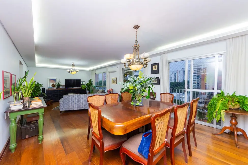 Apartamento com 4 quartos à venda, 180m2 em Campo Belo, São Paulo - SP - imagem 1 Foto 1 de Apartamento com 4 quartos à venda, 180m2 em Campo Belo, São Paulo - SP