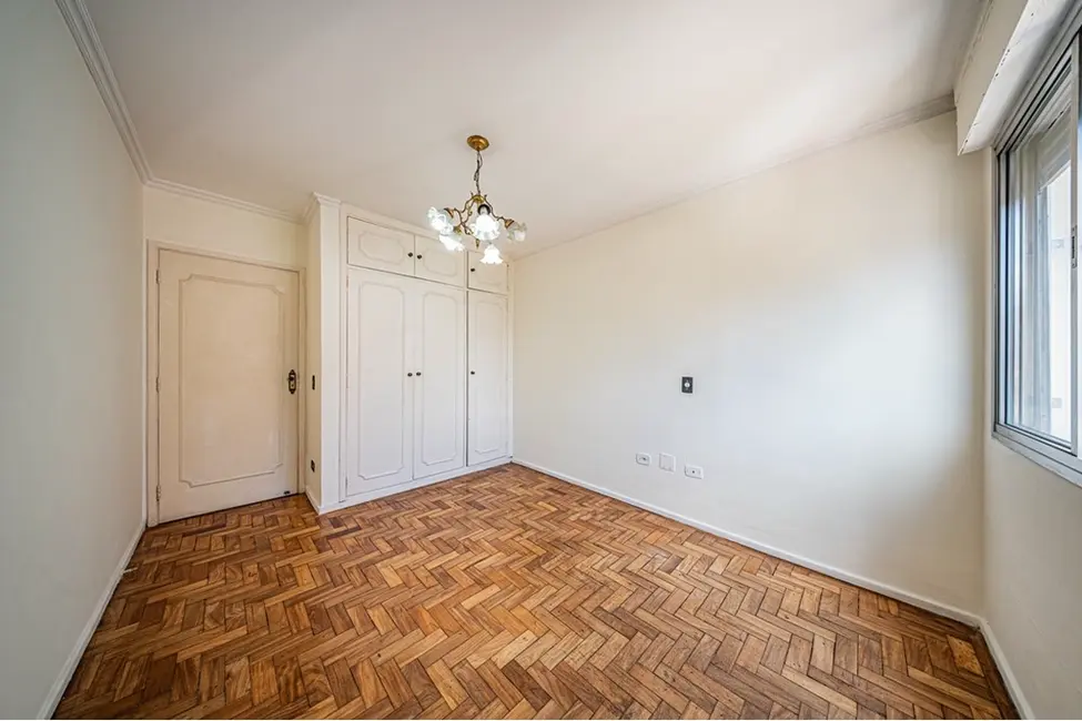 Apartamento com 4 quartos à venda, 126m2 em Vila Mariana, São Paulo - SP - imagem 3 Foto 3 de Apartamento com 4 quartos à venda, 126m2 em Vila Mariana, São Paulo - SP