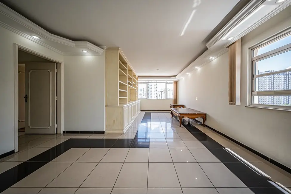 Apartamento com 4 quartos à venda, 126m2 em Vila Mariana, São Paulo - SP - imagem 1 Foto 1 de Apartamento com 4 quartos à venda, 126m2 em Vila Mariana, São Paulo - SP
