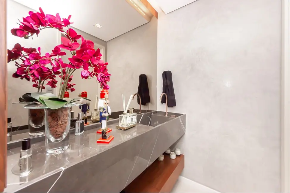 Apartamento com 4 quartos à venda, 206m2 em Vila Mariana, São Paulo - SP - imagem 4 Foto 4 de Apartamento com 4 quartos à venda, 206m2 em Vila Mariana, São Paulo - SP