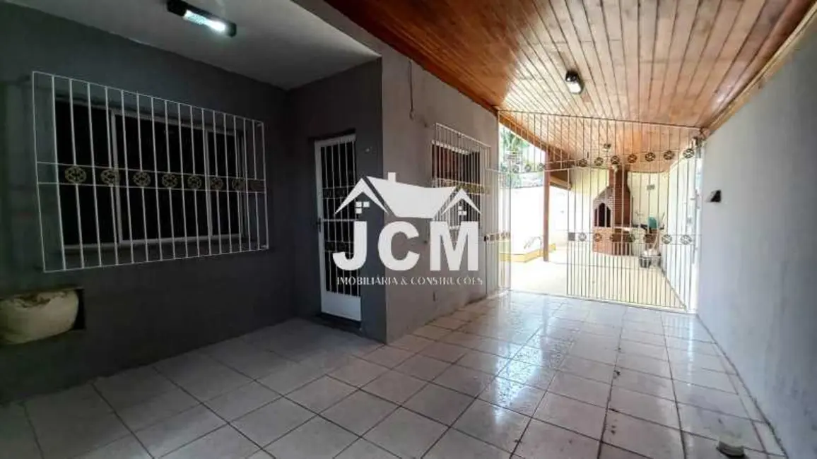 Casa com 5 quartos à venda, 291m2 em Rio De Janeiro - RJ - imagem 2 Foto 2 de Casa com 5 quartos à venda, 291m2 em Rio De Janeiro - RJ