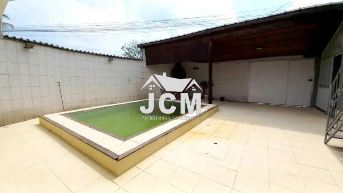 Casa com 5 quartos à venda, 291m2 em Rio De Janeiro - RJ - imagem 4 Foto 4 de Casa com 5 quartos à venda, 291m2 em Rio De Janeiro - RJ