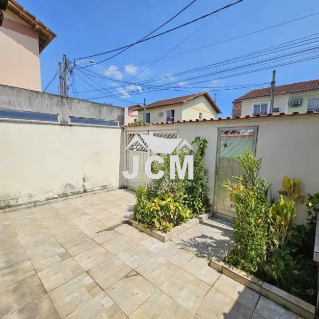 Foto 2 de Casa de Condomínio com 2 quartos à venda, 60m2 em Rio De Janeiro - RJ