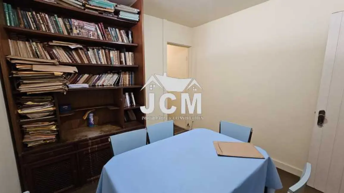 Apartamento com 3 quartos à venda, 2010m2 em Rio De Janeiro - RJ - imagem 5 Foto 5 de Apartamento com 3 quartos à venda, 2010m2 em Rio De Janeiro - RJ