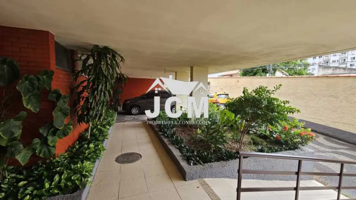 Apartamento com 3 quartos à venda, 2010m2 em Rio De Janeiro - RJ - imagem 3 Foto 3 de Apartamento com 3 quartos à venda, 2010m2 em Rio De Janeiro - RJ