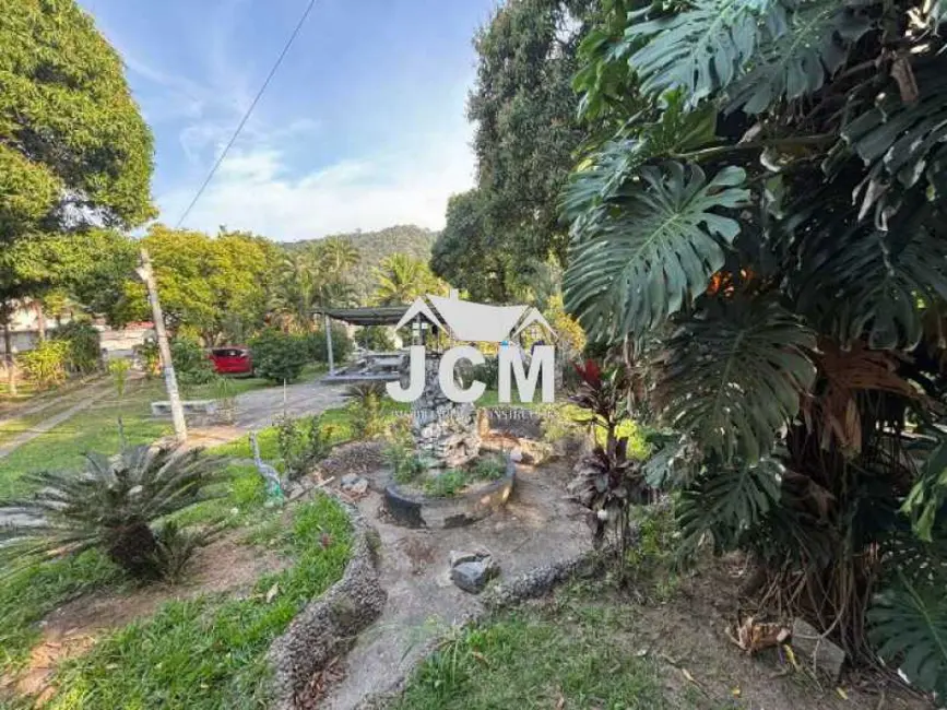 Sítio / Rancho com 3 quartos à venda, 200m2 em Rio De Janeiro - RJ - imagem 3 Foto 3 de Sítio / Rancho com 3 quartos à venda, 200m2 em Rio De Janeiro - RJ