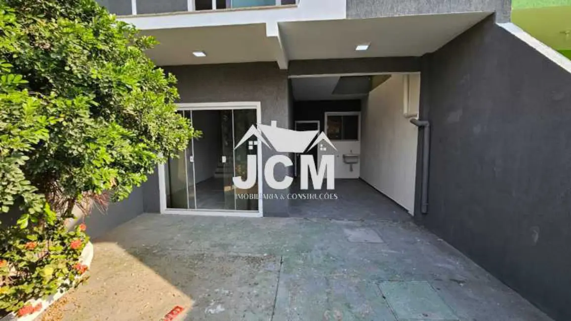 Foto 2 de Casa com 3 quartos à venda, 100m2 em Rio De Janeiro - RJ
