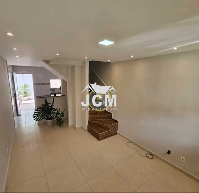 Foto 2 de Casa de Condomínio com 2 quartos à venda, 50m2 em Rio De Janeiro - RJ