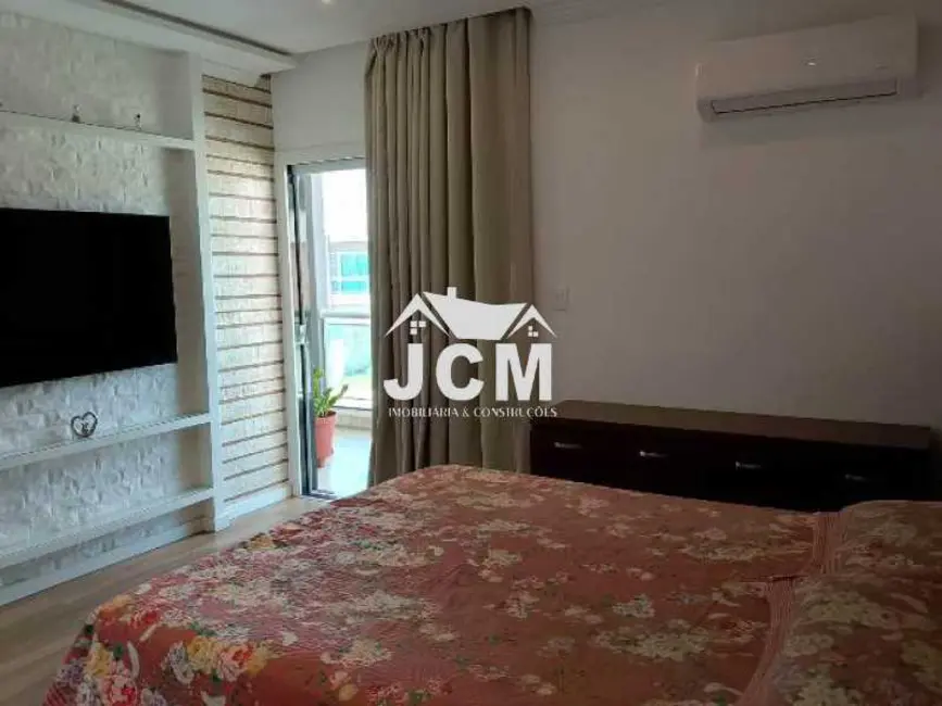 Casa de Condomínio com 2 quartos à venda, 108m2 em Rio De Janeiro - RJ - imagem 8 Foto 8 de Casa de Condomínio com 2 quartos à venda, 108m2 em Rio De Janeiro - RJ