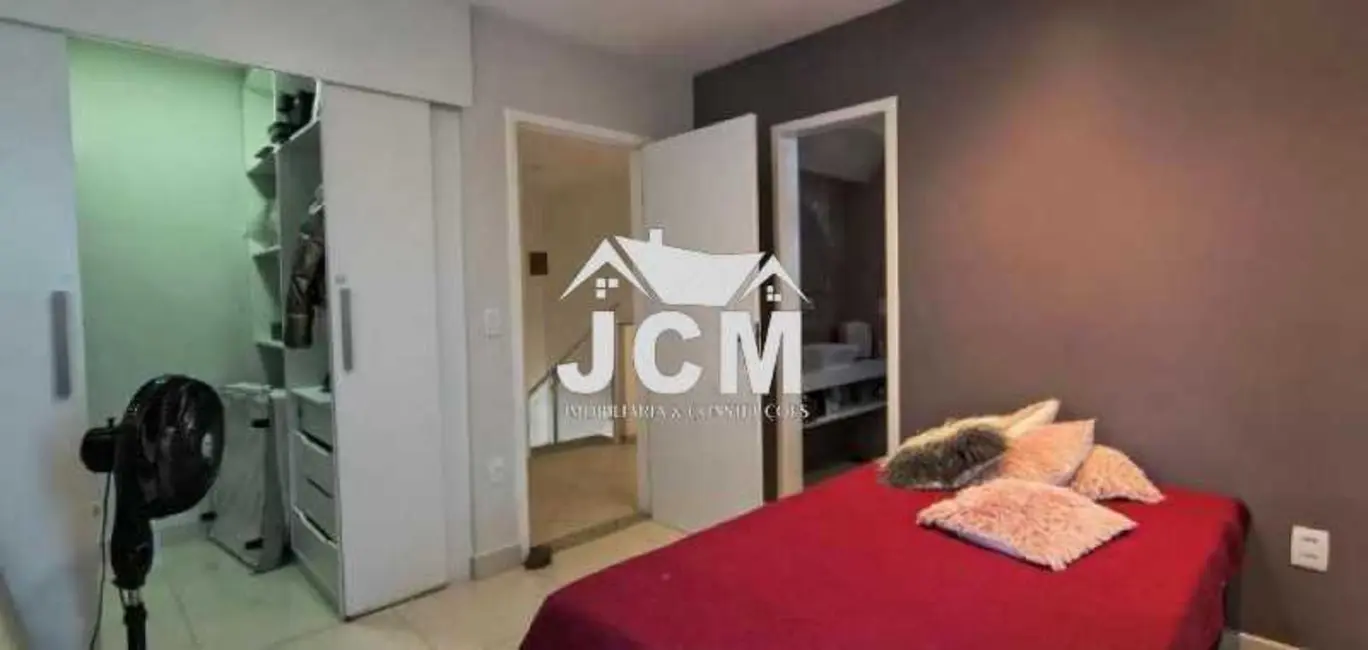 Casa de Condomínio com 4 quartos à venda, 200m2 em Rio De Janeiro - RJ - imagem 3 Foto 3 de Casa de Condomínio com 4 quartos à venda, 200m2 em Rio De Janeiro - RJ