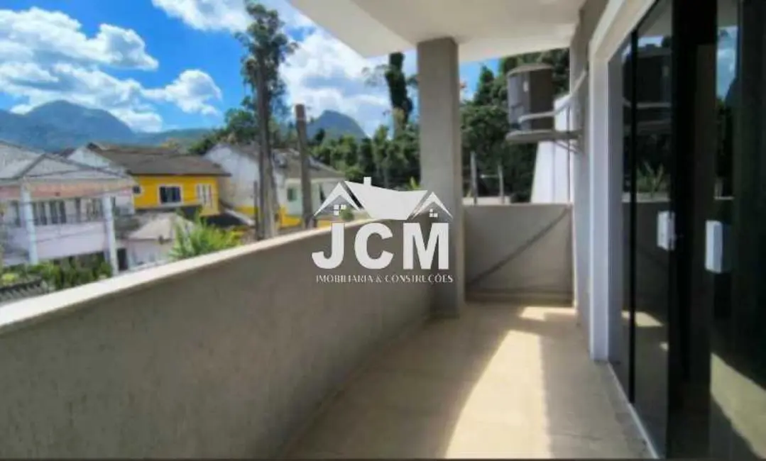 Casa de Condomínio com 4 quartos à venda, 200m2 em Rio De Janeiro - RJ - imagem 8 Foto 8 de Casa de Condomínio com 4 quartos à venda, 200m2 em Rio De Janeiro - RJ