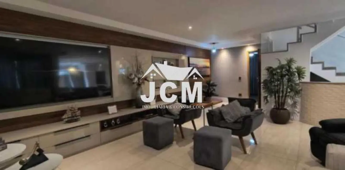 Casa de Condomínio com 4 quartos à venda, 200m2 em Rio De Janeiro - RJ - imagem 1 Foto 1 de Casa de Condomínio com 4 quartos à venda, 200m2 em Rio De Janeiro - RJ