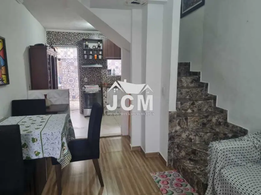 Foto 2 de Casa de Condomínio com 2 quartos à venda, 60m2 em Rio De Janeiro - RJ