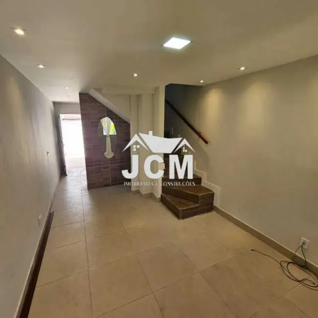 Foto 2 de Casa de Condomínio com 2 quartos à venda, 50m2 em Rio De Janeiro - RJ
