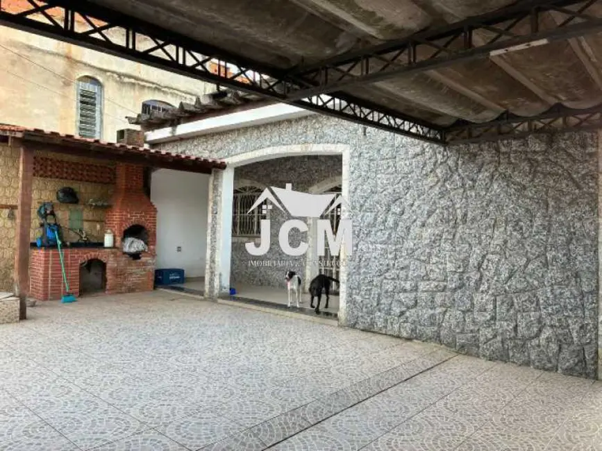 Casa com 2 quartos à venda, 112m2 em Rio De Janeiro - RJ - imagem 2 Foto 2 de Casa com 2 quartos à venda, 112m2 em Rio De Janeiro - RJ