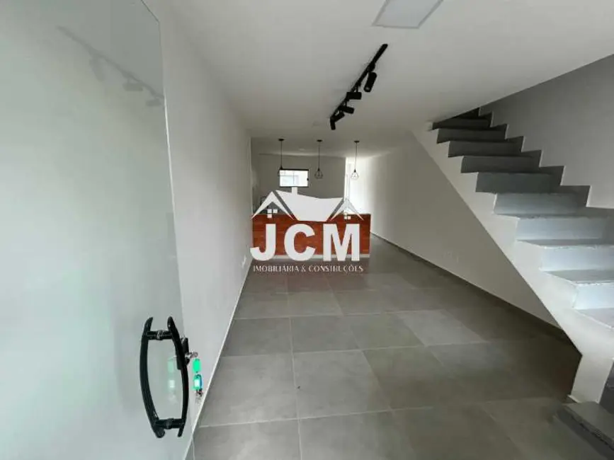 Casa de Condomínio com 2 quartos à venda, 128m2 em Rio De Janeiro - RJ - imagem 6 Foto 6 de Casa de Condomínio com 2 quartos à venda, 128m2 em Rio De Janeiro - RJ