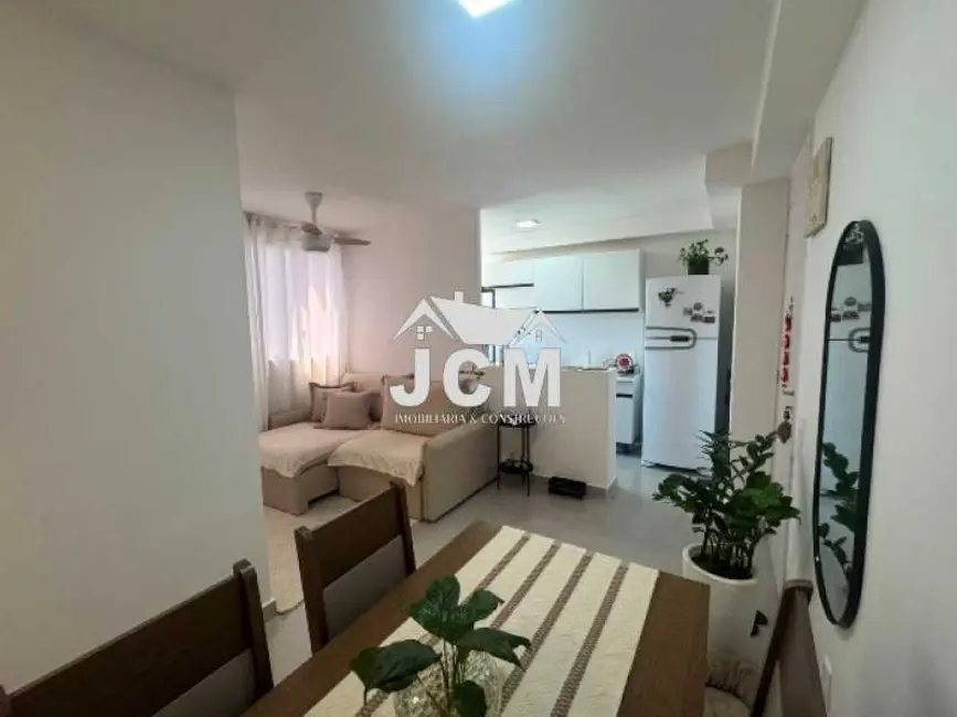 Foto 2 de Apartamento com 2 quartos à venda, 46m2 em Rio De Janeiro - RJ