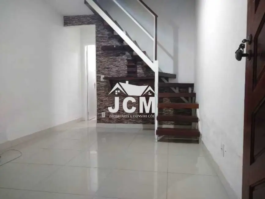 Foto 2 de Casa de Condomínio com 2 quartos à venda, 70m2 em Rio De Janeiro - RJ