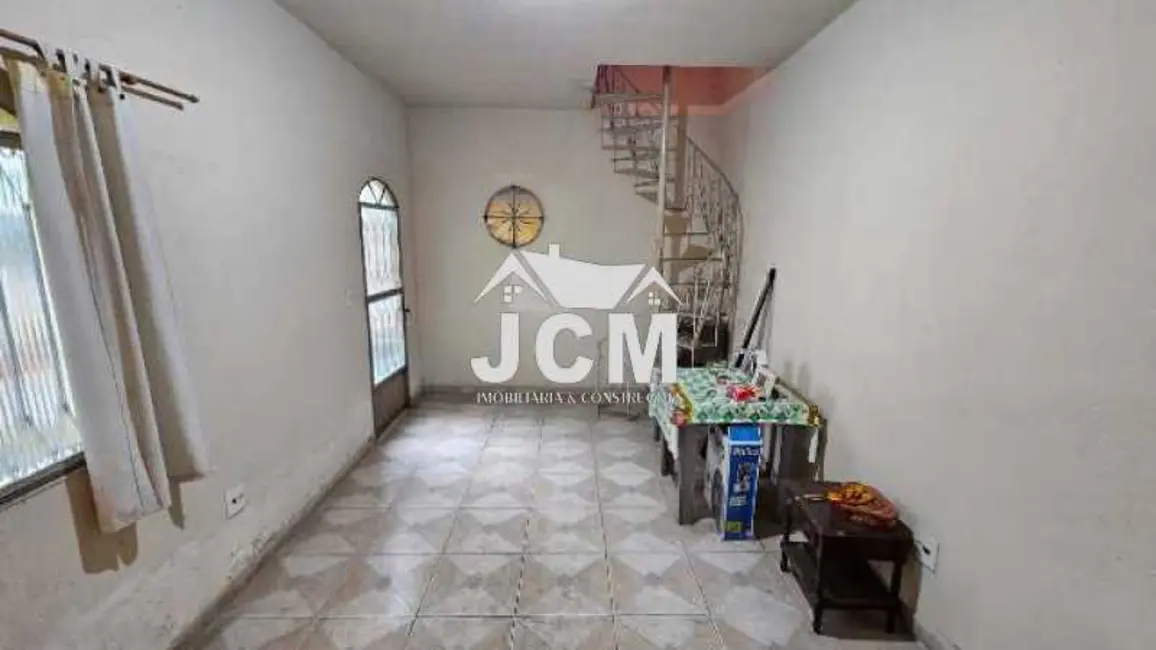Foto 8 de Casa com 2 quartos à venda, 50m2 em Rio De Janeiro - RJ