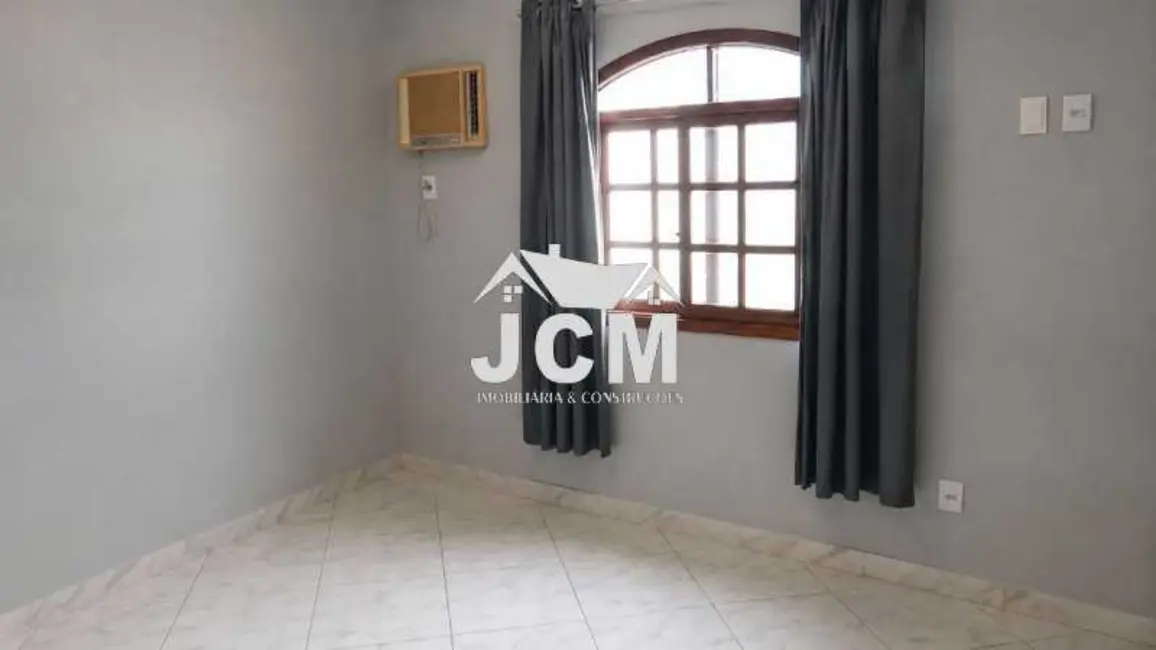 Foto 1 de Casa com 2 quartos à venda, 100m2 em Rio De Janeiro - RJ