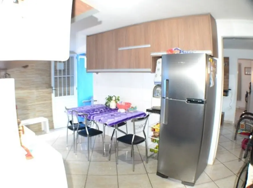 Casa com 2 quartos à venda, 99m2 em Jardim Lúcia, Itatiba - SP - imagem 6 Foto 6 de Casa com 2 quartos à venda, 99m2 em Jardim Lúcia, Itatiba - SP