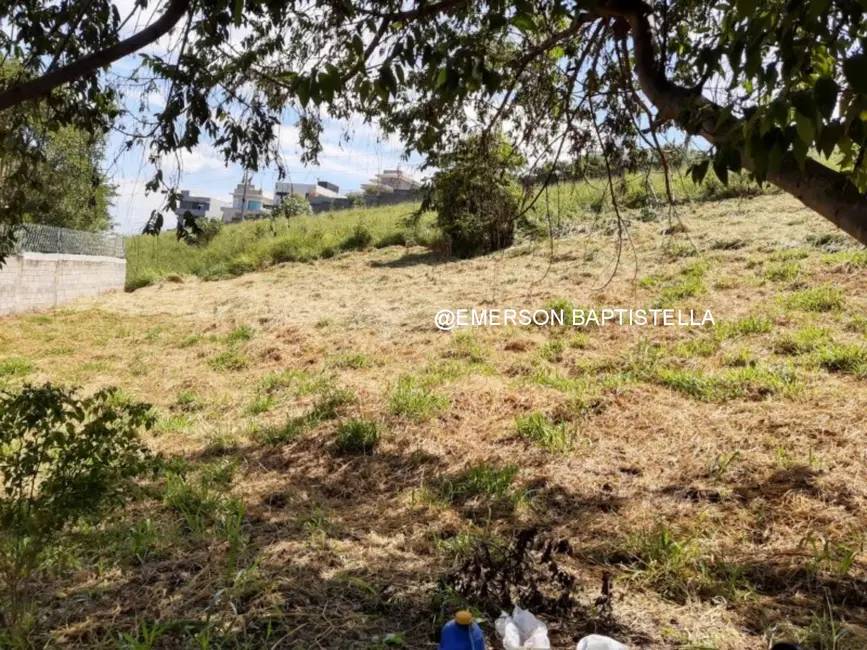 Foto 1 de Terreno / Lote à venda, 450m2 em Itatiba - SP