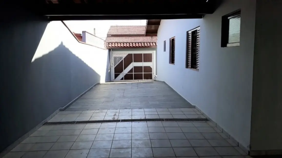 Foto 3 de Casa com 3 quartos à venda, 205m2 em Loteamento Santo Antônio, Itatiba - SP