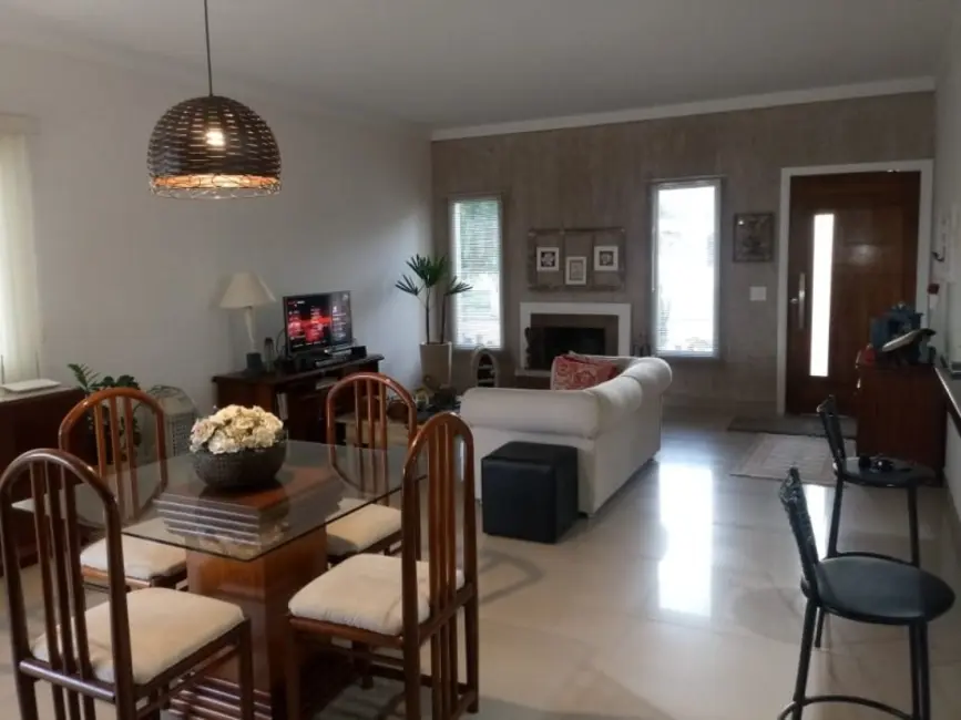 Casa de Condomínio com 3 quartos à venda, 199m2 em Itatiba - SP - imagem 7 Foto 7 de Casa de Condomínio com 3 quartos à venda, 199m2 em Itatiba - SP