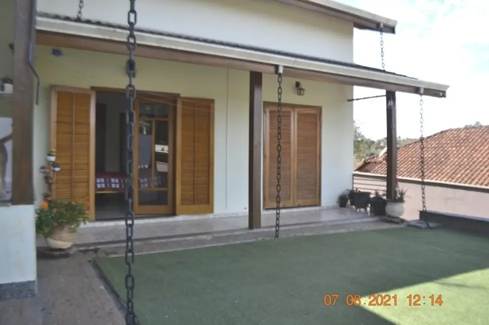 Chácara com 3 quartos à venda, 255m2 em Jardim Leonor, Itatiba - SP - imagem 8 Foto 8 de Chácara com 3 quartos à venda, 255m2 em Jardim Leonor, Itatiba - SP