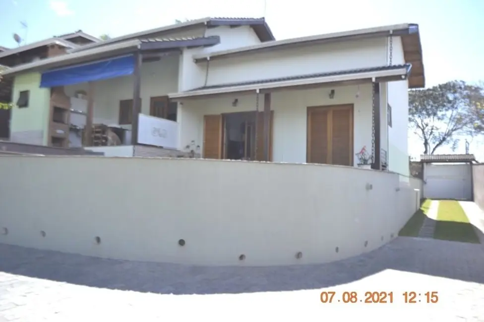 Chácara com 3 quartos à venda, 255m2 em Jardim Leonor, Itatiba - SP - imagem 9 Foto 9 de Chácara com 3 quartos à venda, 255m2 em Jardim Leonor, Itatiba - SP