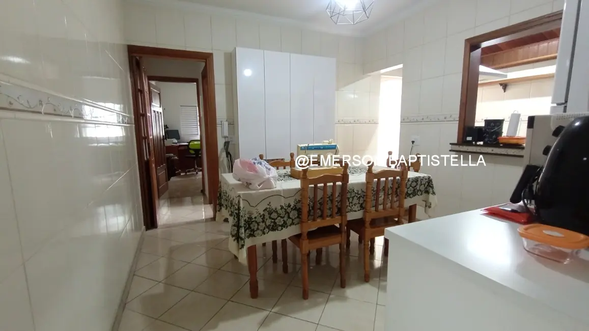 Foto 6 de Casa com 2 quartos à venda, 168m2 em Loteamento Rei de Ouro, Itatiba - SP