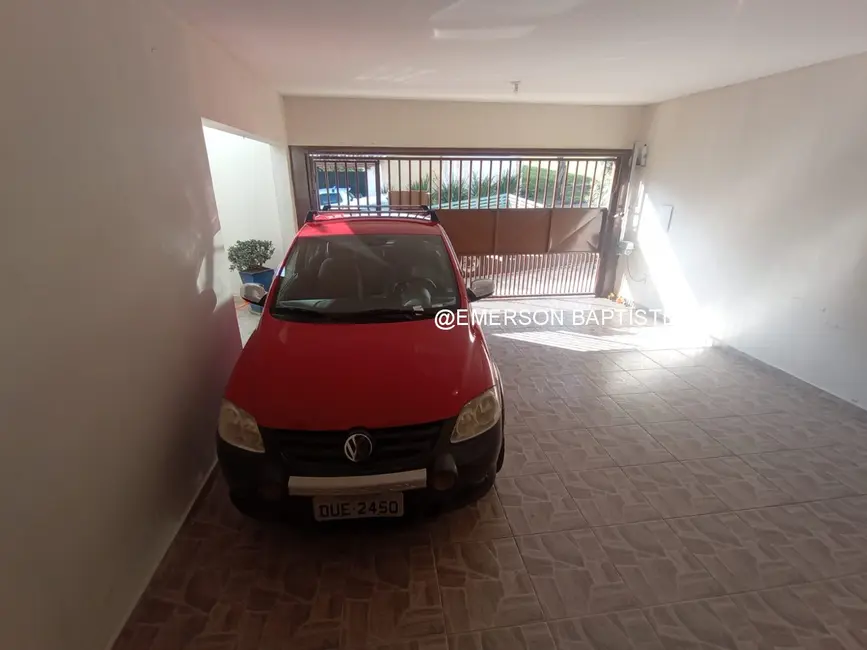 Foto 8 de Casa com 4 quartos à venda, 140m2 em Itatiba - SP