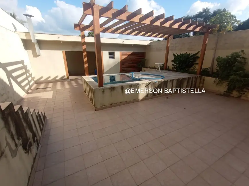 Foto 9 de Casa com 4 quartos à venda, 140m2 em Itatiba - SP