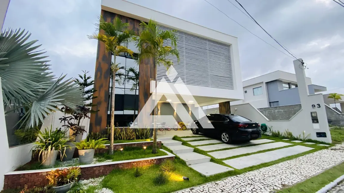 Foto 2 de Casa de Condomínio com 4 quartos para alugar, 273m2 em Feira De Santana - BA