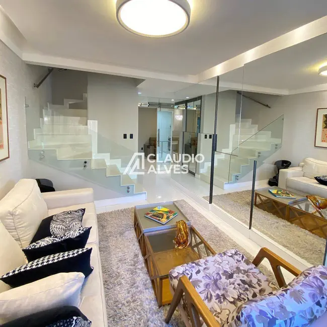 Foto 2 de Casa de Condomínio com 3 quartos à venda, 200m2 em Mangabeira, Feira De Santana - BA
