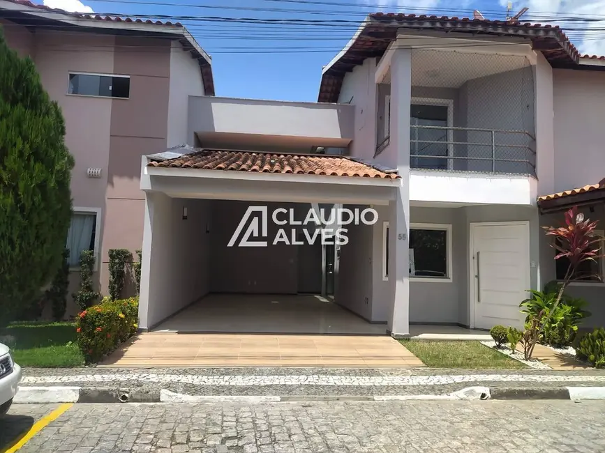 Foto 1 de Casa com 3 quartos à venda, 180m2 em Feira De Santana - BA