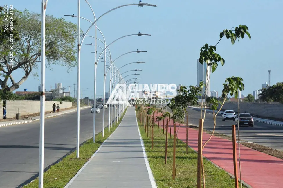 Foto 2 de Terreno / Lote à venda, 3000m2 em Parque Ipê, Feira De Santana - BA