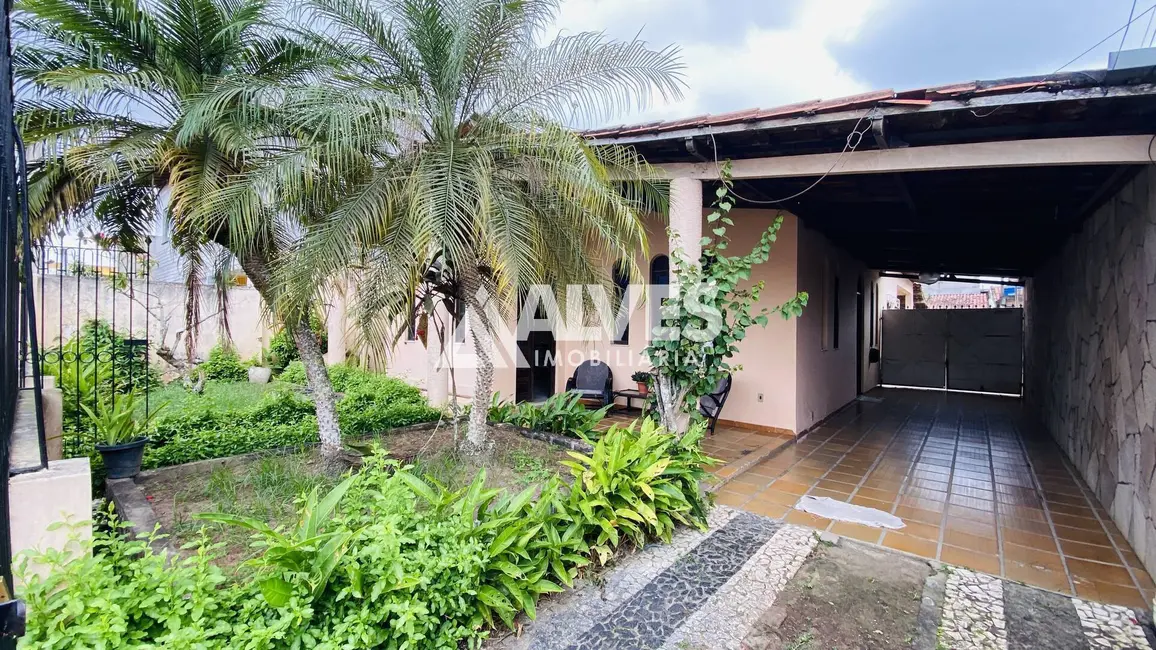 Foto 2 de Casa com 4 quartos à venda, 540m2 em Jardim Cruzeiro, Feira De Santana - BA
