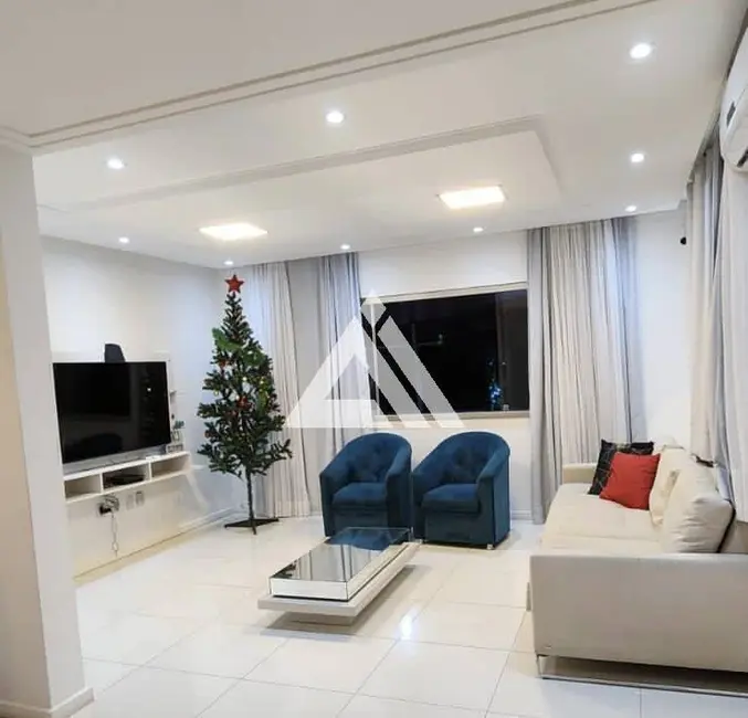 Foto 3 de Casa de Condomínio com 5 quartos à venda, 200m2 em Feira De Santana - BA