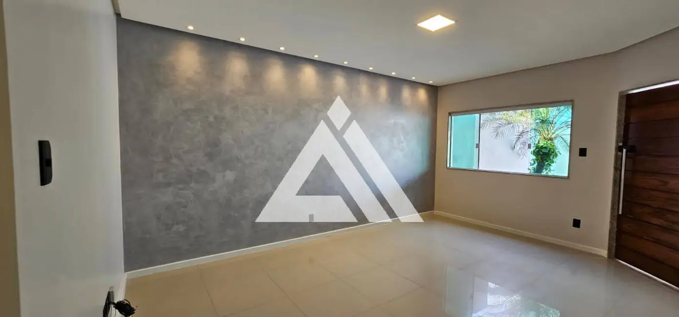 Casa com 3 quartos à venda, 110m2 em Feira De Santana - BA - imagem 4 Foto 4 de Casa com 3 quartos à venda, 110m2 em Feira De Santana - BA