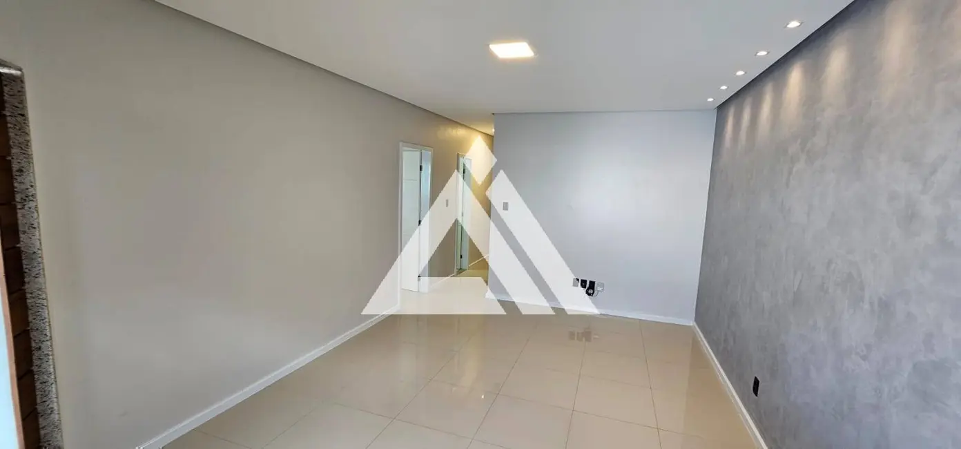 Casa com 3 quartos à venda, 110m2 em Feira De Santana - BA - imagem 6 Foto 6 de Casa com 3 quartos à venda, 110m2 em Feira De Santana - BA