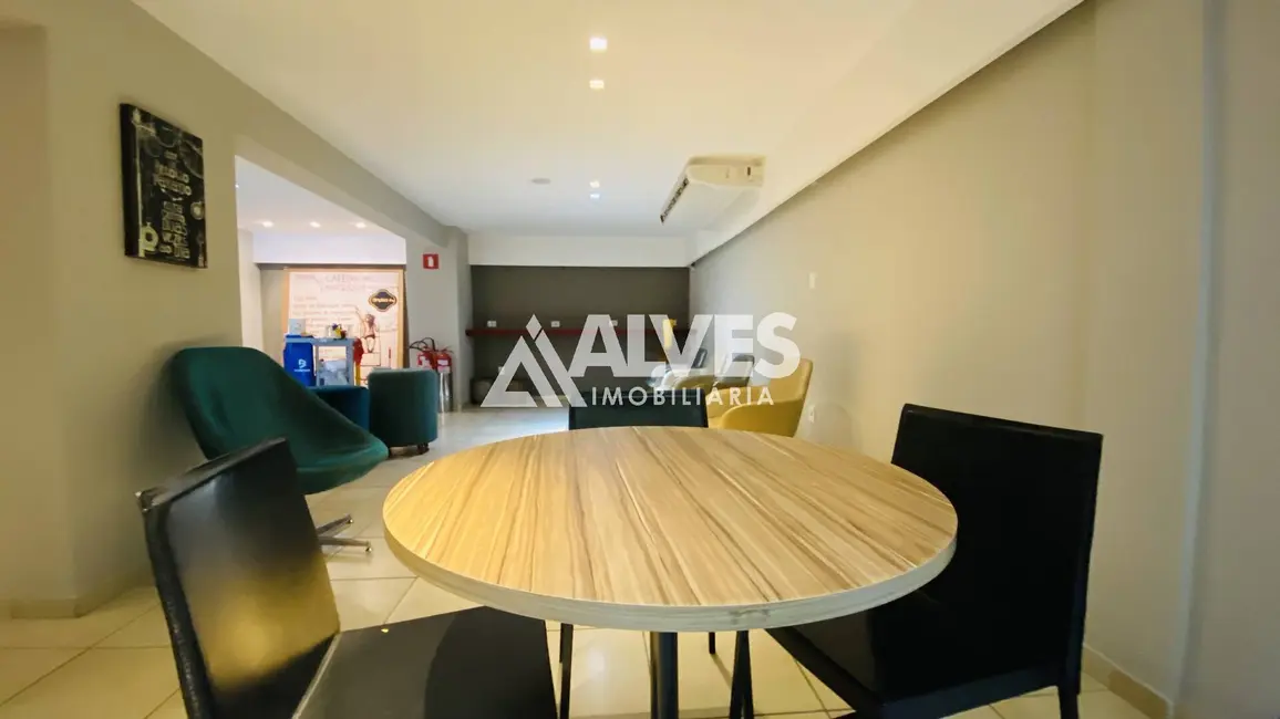 Foto 2 de Apartamento com 1 quarto à venda, 60m2 em Centro, Feira De Santana - BA