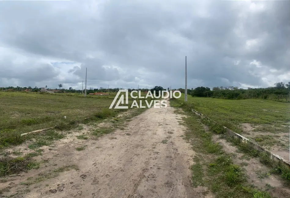 Foto 2 de Terreno / Lote à venda, 140m2 em Feira De Santana - BA