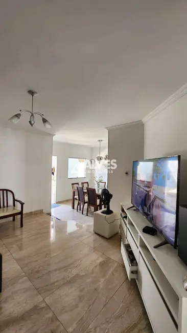 Foto 4 de Casa com 3 quartos à venda, 209m2 em Queimadinha, Feira De Santana - BA