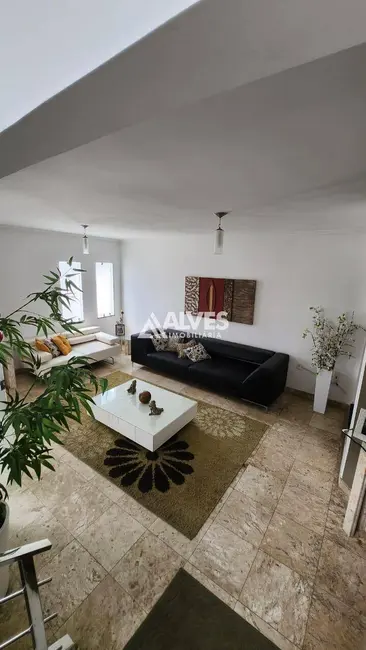 Foto 1 de Casa com 3 quartos à venda, 209m2 em Queimadinha, Feira De Santana - BA
