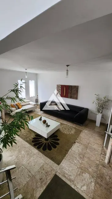 Foto 1 de Casa com 3 quartos à venda, 209m2 em Queimadinha, Feira De Santana - BA